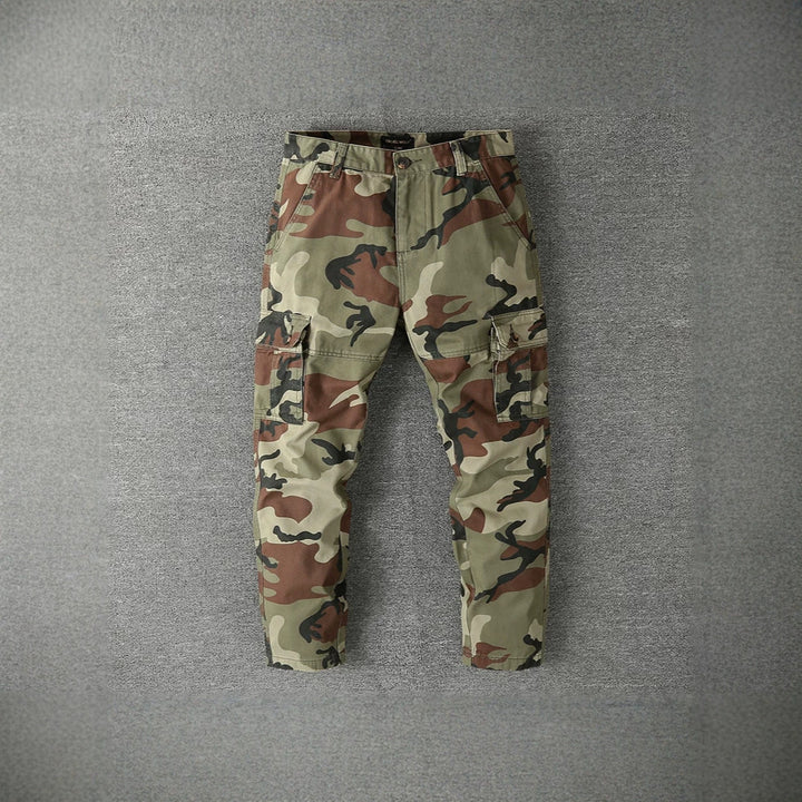 Herren Cargohose mit taktischem Tarnmuster und mehreren Klappentaschen Drune