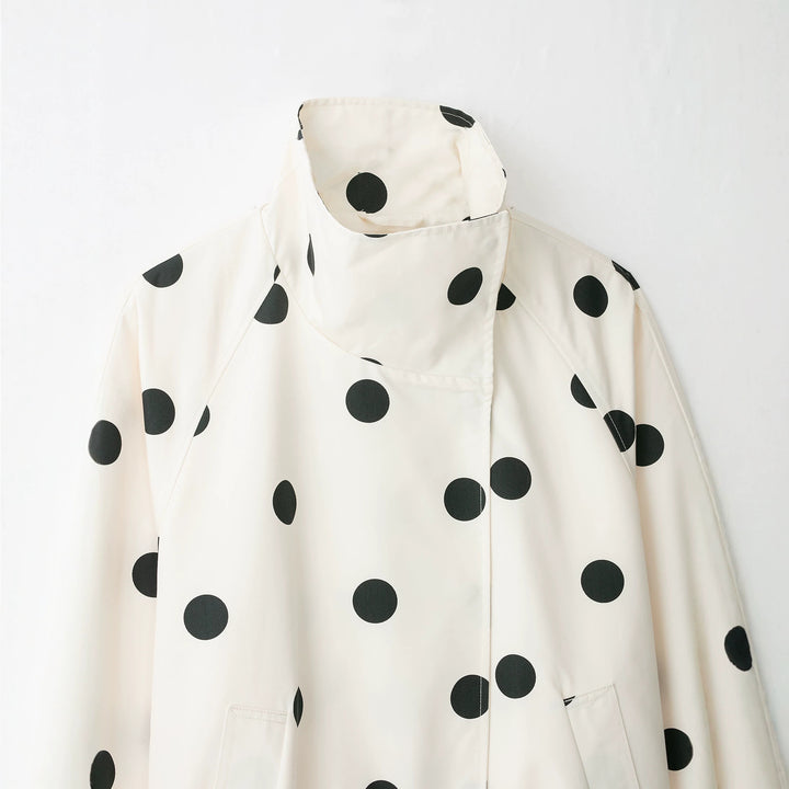 Damen Kurzjacke im Cape‑Stil mit Stehkragen und Ballonärmeln Drune