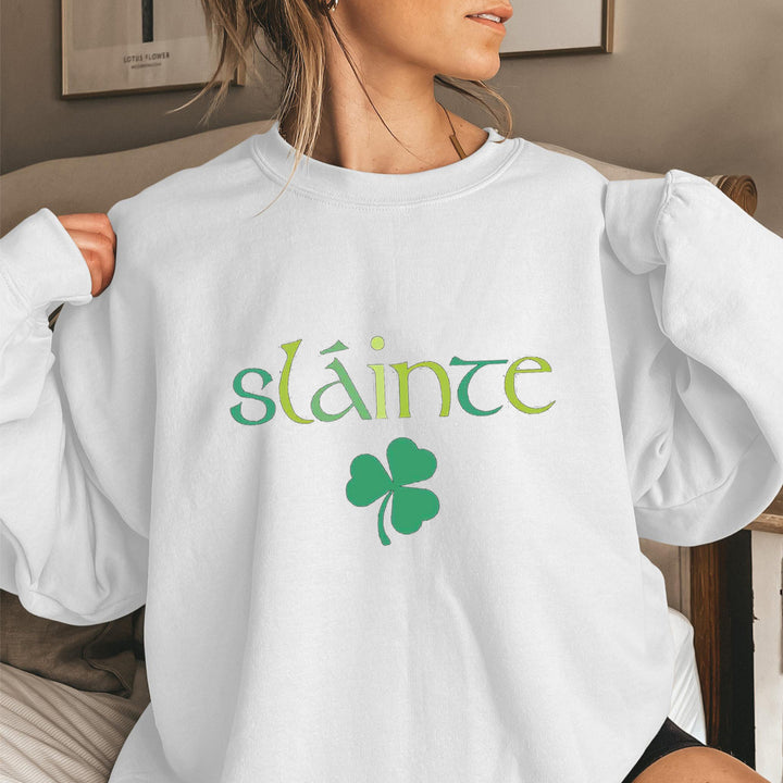 Damen Sweatshirt mit voluminösen Ärmeln und motivierendem Design Drune