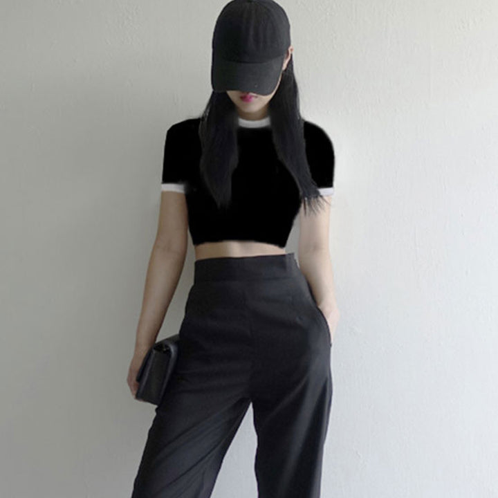 Damen Cropped T-Shirt mit kontrastierenden Ärmelabschlüssen und lässigem Schnitt