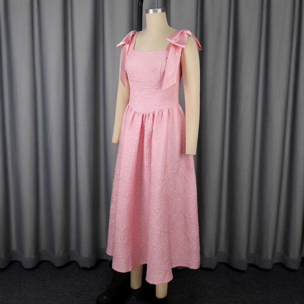 Damen Elegantes Abendkleid mit schimmernden Details und verspielten Rüschenschultern Drune