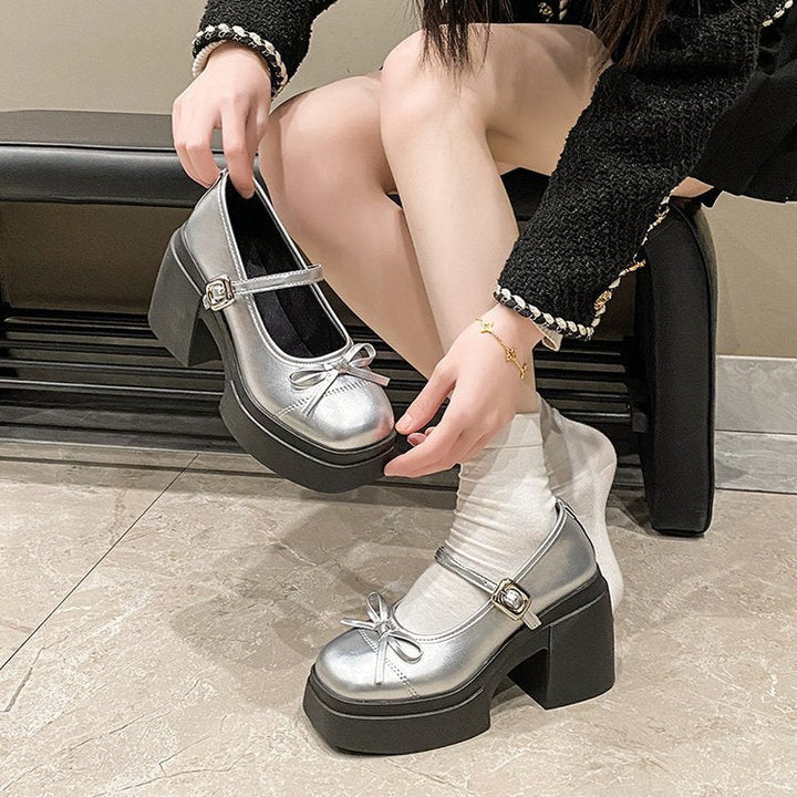 Damen Plateau-Pumps mit Riemchen und Schleifendetail Drune