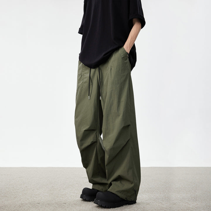 Herren Weite Utility-Cargohose mit Tunnelzugbund Knie‑Paneelen und verstellbarem Saum Drune