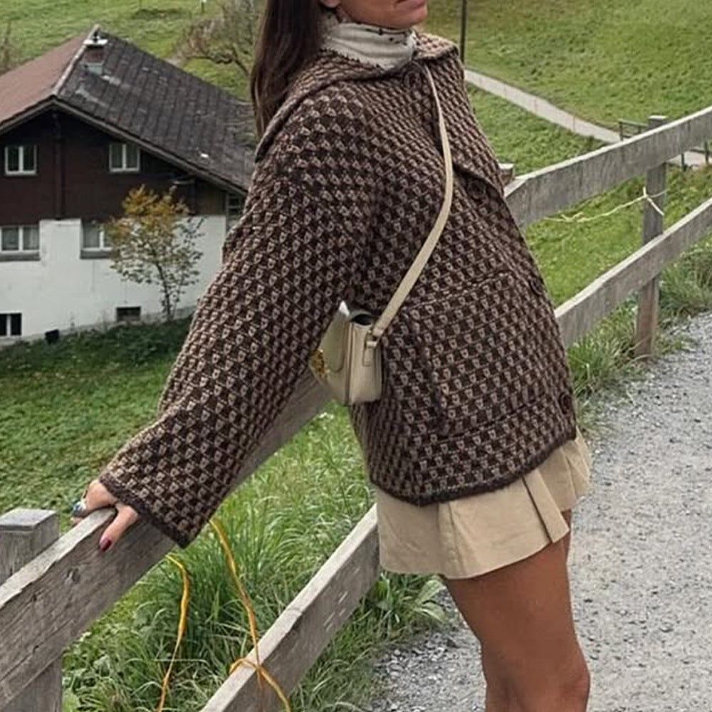 Damen Kurzjacke im Bouclé‑Waffelmuster mit großem Umlegekragen Drune