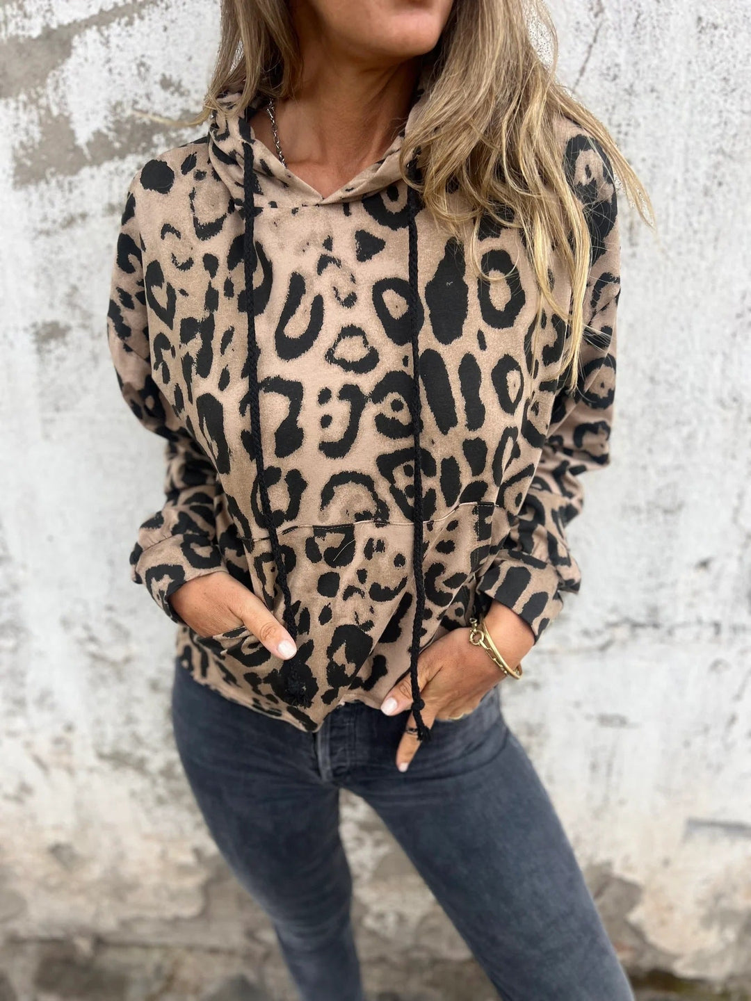 Damen Kapuzenpullover mit lässigem Leopardenmuster und praktischen Seitentaschen Drune