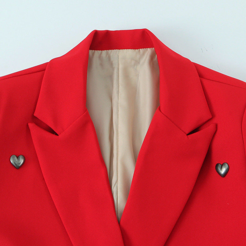 Damen Taillierter Doppelreihiger Blazer mit Herz‑Metallapplikationen und Pattentaschen Drune