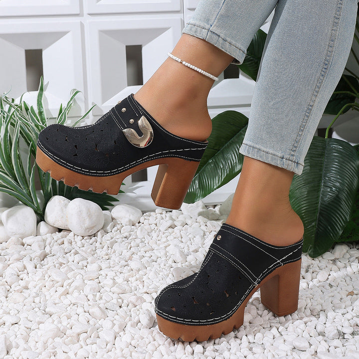 Damen modische Clogs mit perforiertem Design und elegantem Blockabsatz Drune