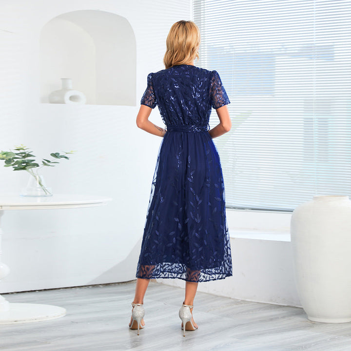 Drune | Kurzärmliges Kreuz V-Ausschnitt Gürtel Midi Kleid