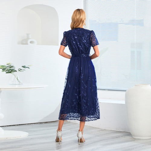 Drune | Kurzärmliges Kreuz V-Ausschnitt Gürtel Midi Kleid