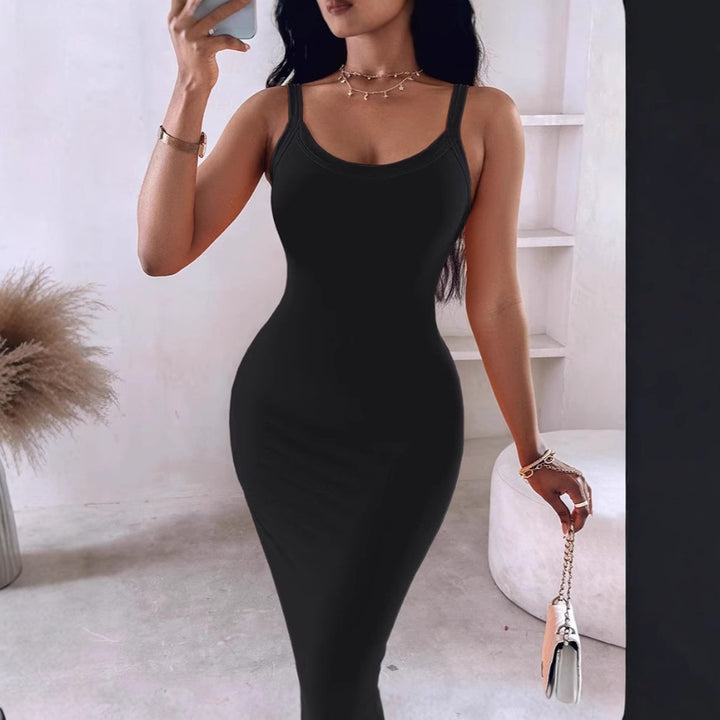 Damen figurbetontes Maxikleid mit schmalen Trägern und raffiniertem Schnitt Drune