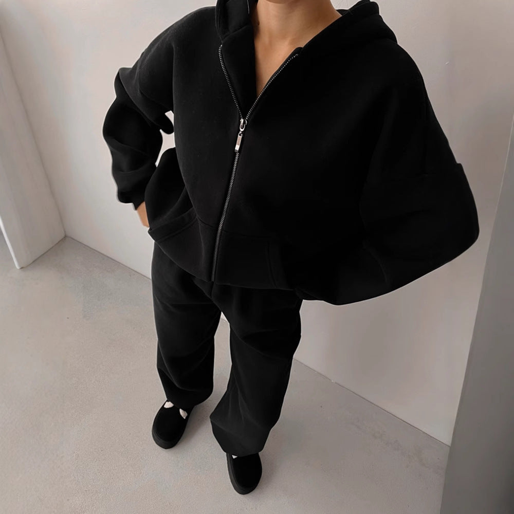 Damen Loungewear-Set Drune: Oversized Zip-Hoodie mit Kapuze und weiter High-Waist Sweatpant aus Soft-Fleece