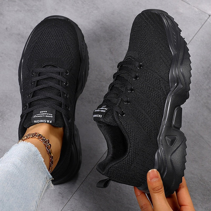 Damen Urbaner Strick-Sneaker mit elastischem Schaft, robuster Profilsohle und gepolstertem Komfortfußbett Drune