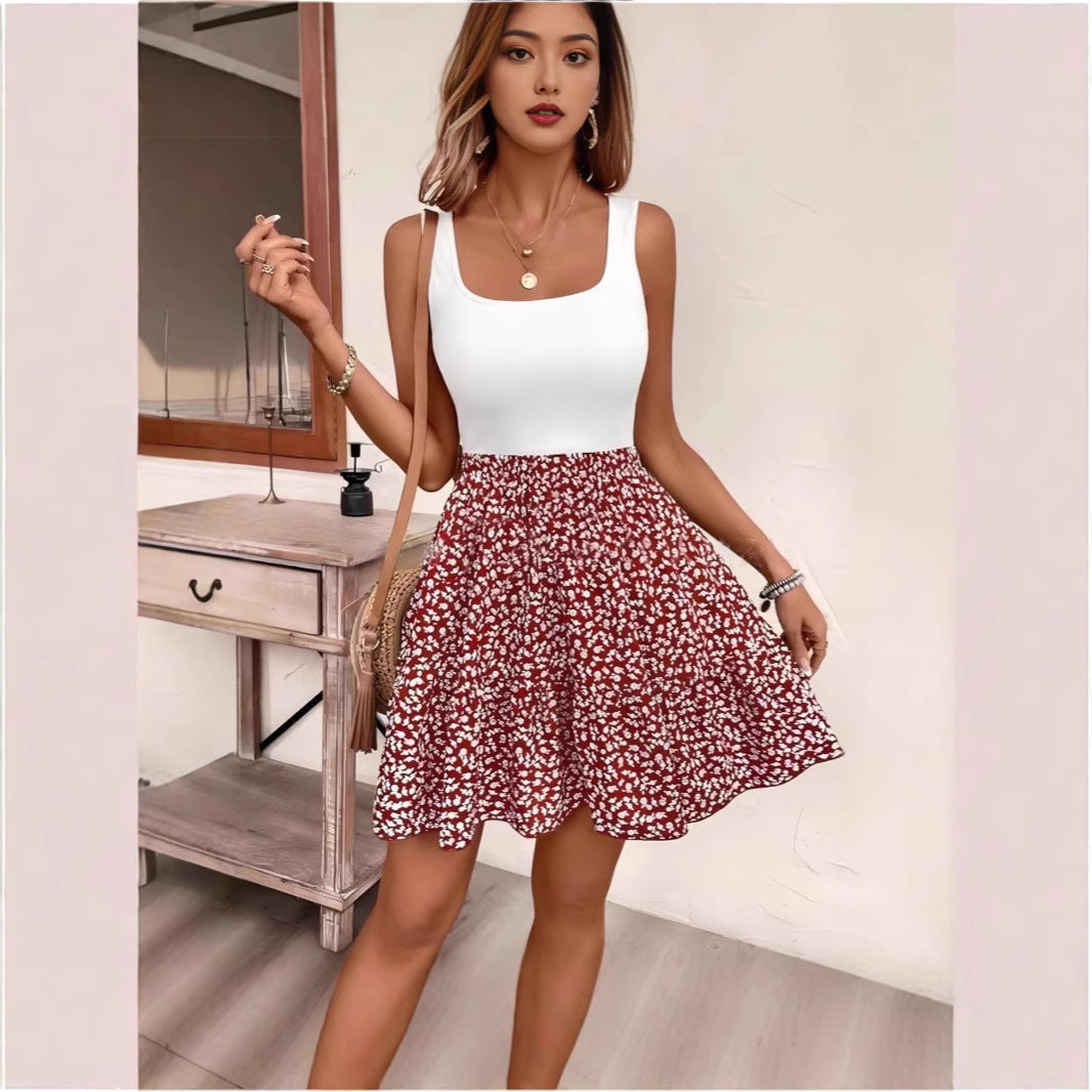 Damen Sommerkleid mit verspieltem Blumenmuster und körpernaher Passform Drune
