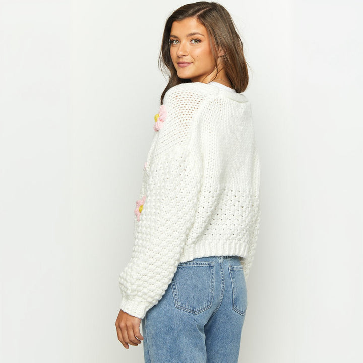 Damen Kurzer Grobstrick-Cardigan mit 3D-Blütenapplikationen und Ballonärmeln Drune