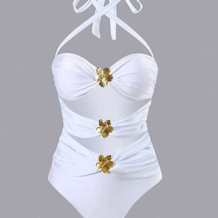 Damen Einteiler Badeanzug mit eleganten Drapierungen und Goldakzenten Drune