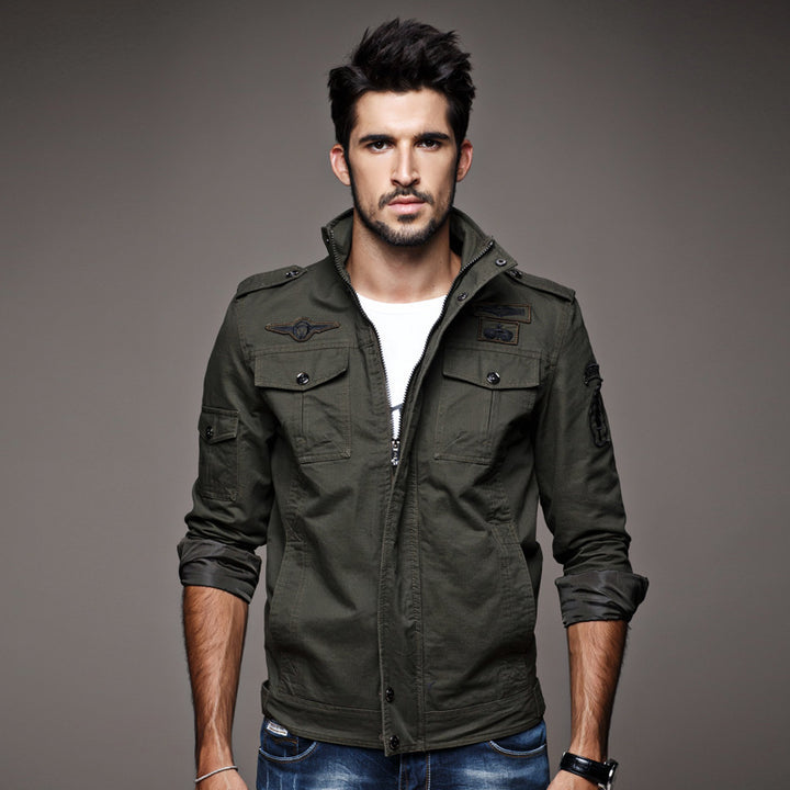 Herren Military-Canvas-Fieldjacke mit Aufnäherapplikationen, Brustpattentaschen und Hemdkragen Drune