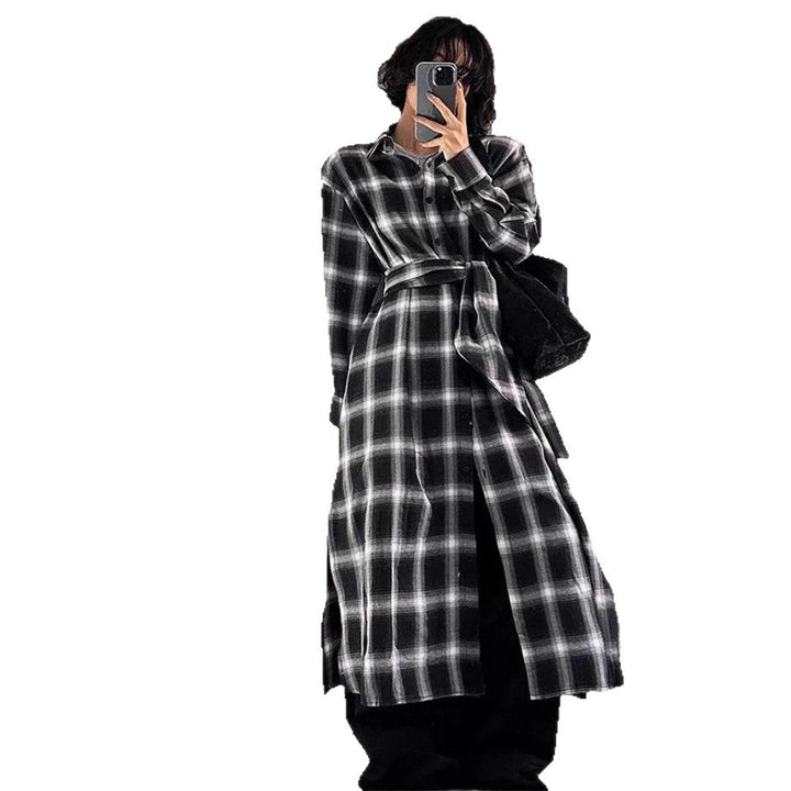 Damen Langes Karo-Hemd im Oversize‑Cut mit Taillen-Knotendetail und Seitenschlitzen Drune