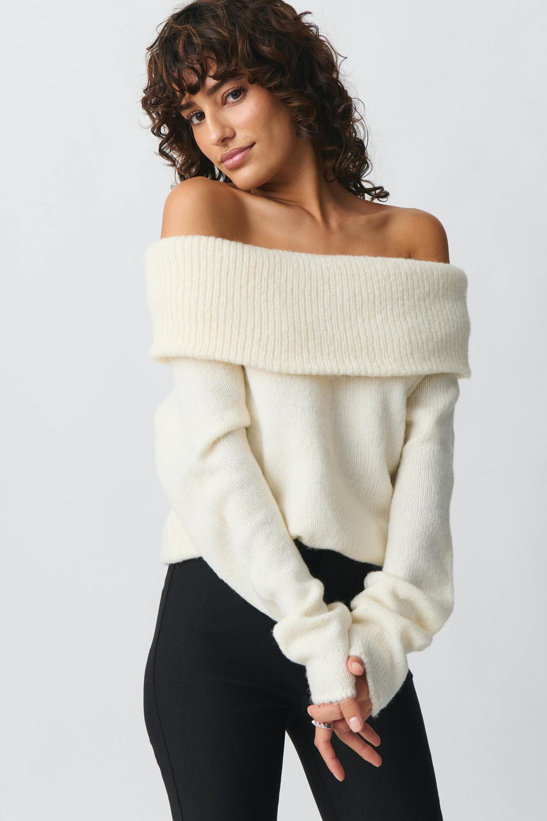 Damen nan Off-Shoulder Grobstrickpullover mit breitem Umschlagkragen und lässiger Oversize-Passform Drune