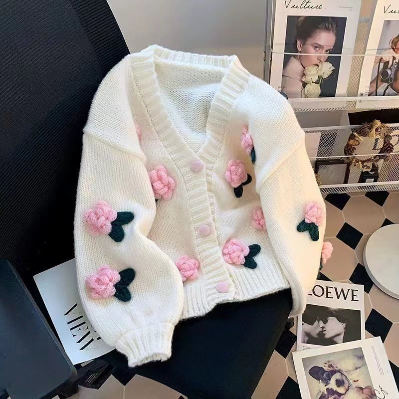 Damen Strickjacke mit Blumenapplikationen und elastischen Ärmeln Drune