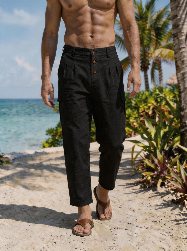 Herren Bundfalten-Cargohose mit Knopfverschluss, aufgesetzten Cargotaschen und gekürztem Bein Drune