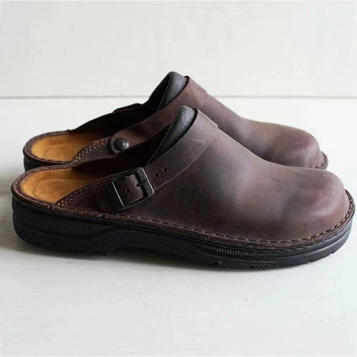 Herren Geschlossene Leder‑Clogs mit verstellbarem Riemen und gepolstertem Komfortfußbett Drune