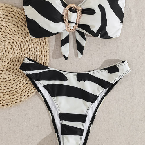 Damen Bandeau-Bikini mit modischem Schnallen-Detail und asymmetrischem Schnitt Drune