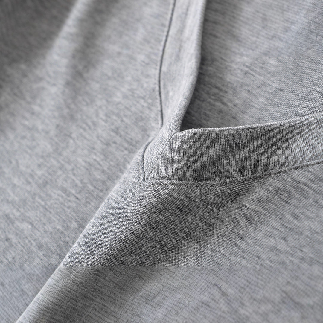 Damen Langarmshirt mit V-Ausschnitt und figurbetontem Schnitt Drune