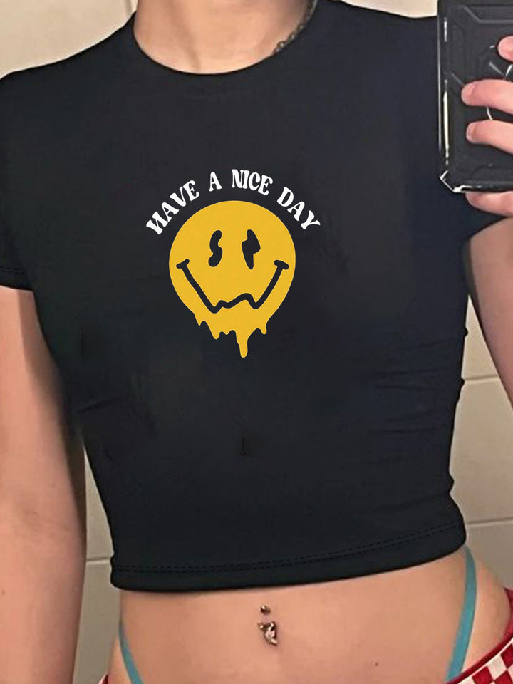 Damen T-Shirt mit verspieltem Katzenmotiv und zarten Flügeln Drune