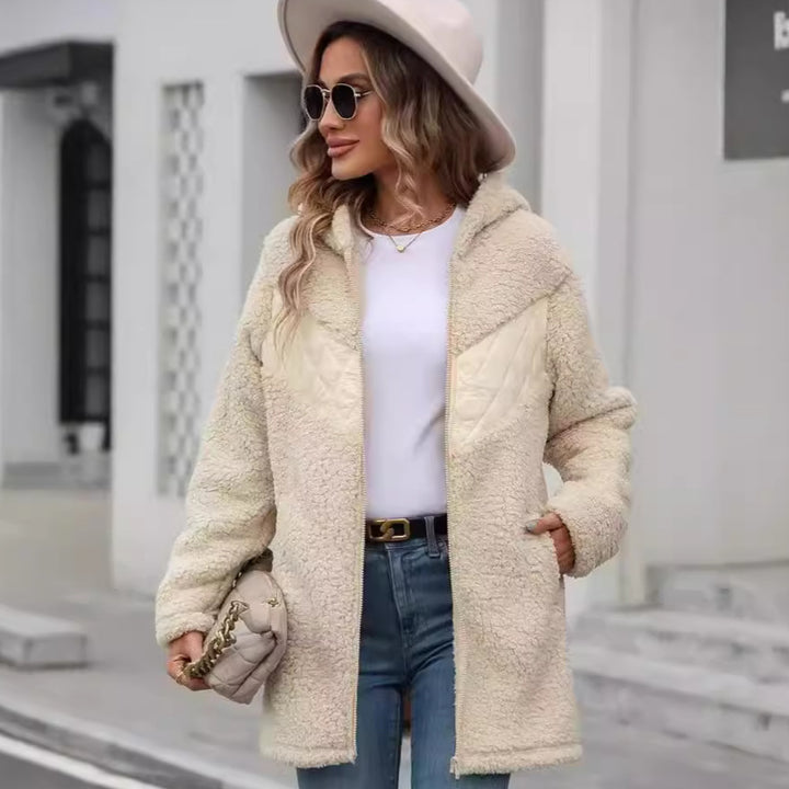 Damen Plüschige Kapuzenjacke mit Diamantsteppung und seitlichen Eingrifftaschen Drune