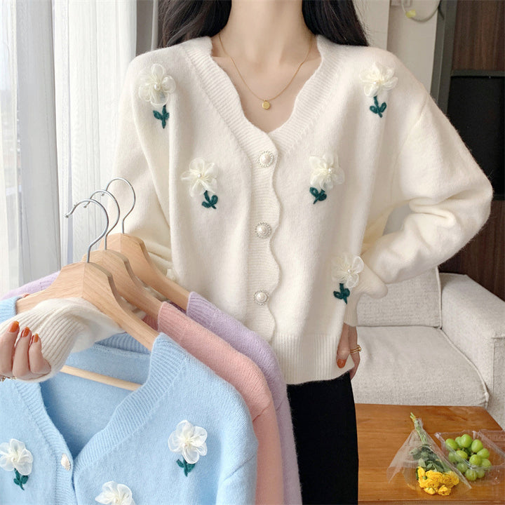 Damen verspielte Strickjacke mit Blumenstickerei und Perlenknöpfen Drune
