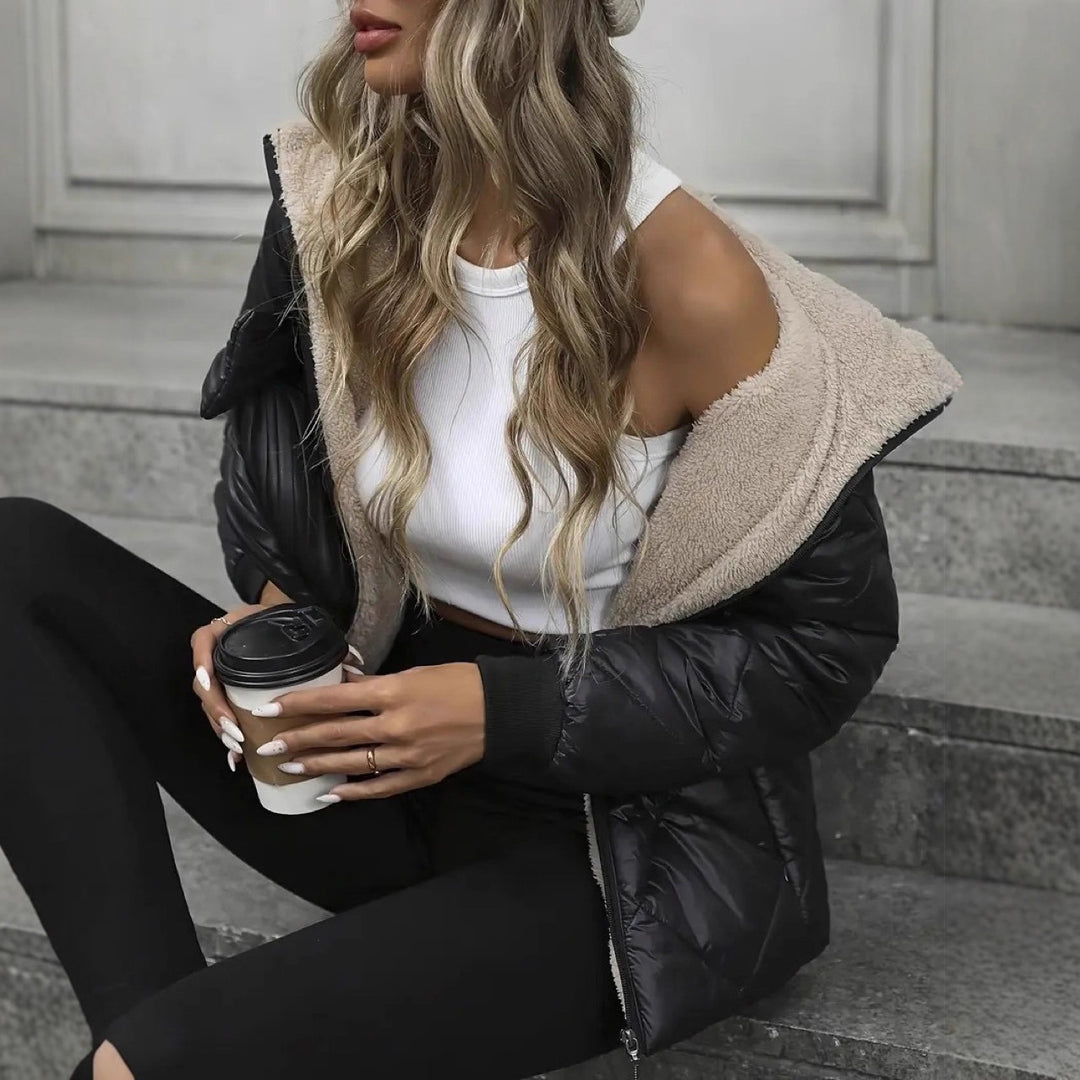 Damen Steppjacke mit Teddyfell-Innenfutter und Kapuze Drune