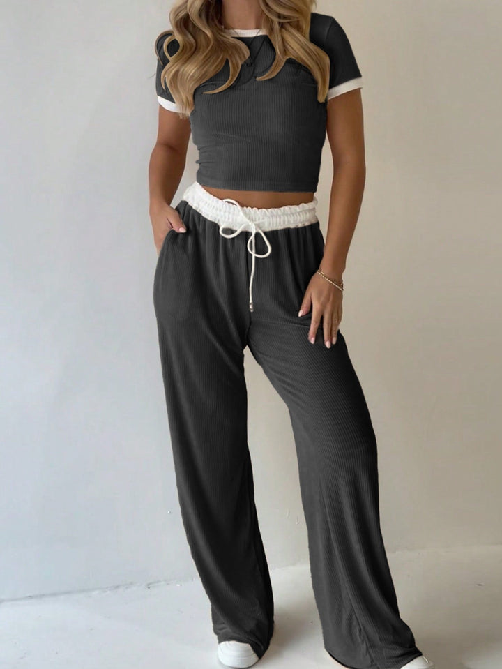 Damen lässiges zwei-teiliges Freizeit-Set mit cropped T-Shirt und weiten Hose Drune
