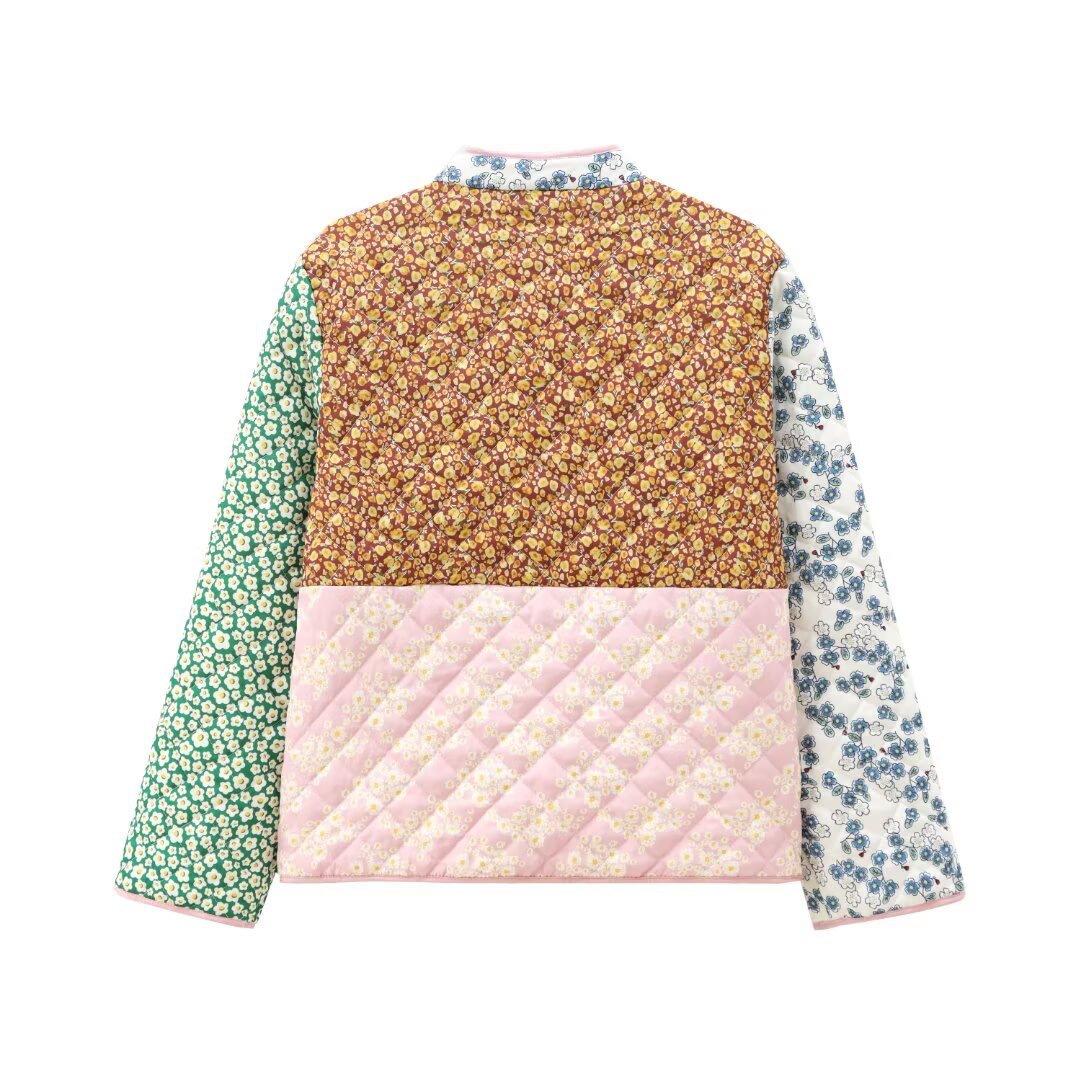 Damen nan retro-inspirierte gesteppte Patchworkjacke mit Stehkragen, Holzknopf-Verschlüssen und aufgesetzten Klappentaschen Drune