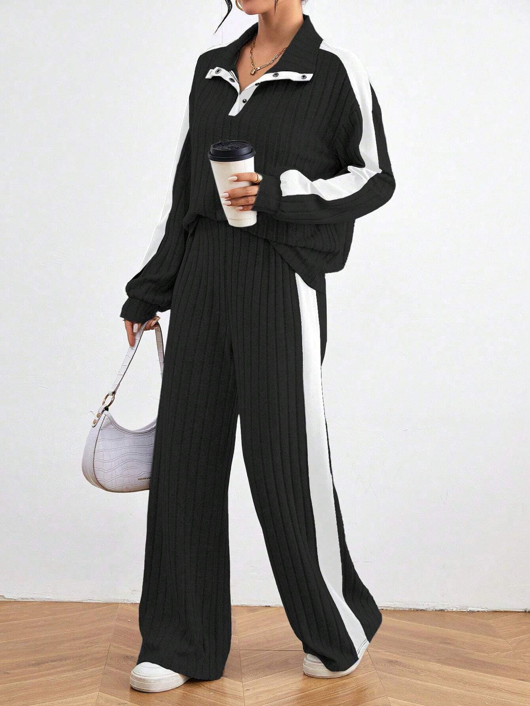 Damen Freizeit-Set mit sportlichen Akzenten und elegantem Stretchmaterial Drune