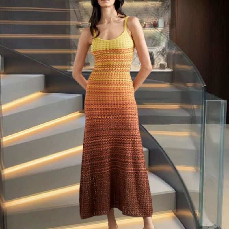 Damen Strick-Maxikleid mit seitlichem Schlitz und elegantem Muster Drune