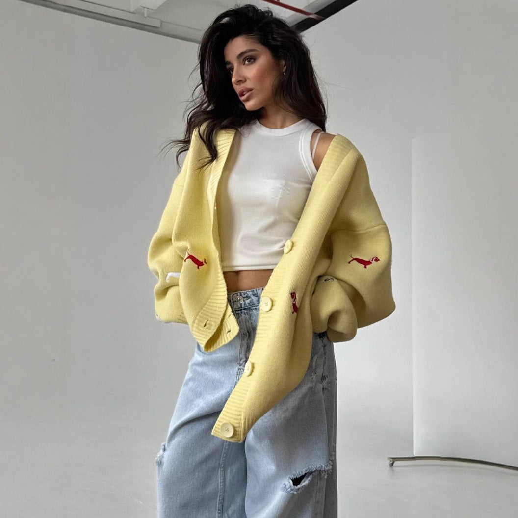 Damen Oversized Strickcardigan mit gestickten Dackelmotiven Drune
