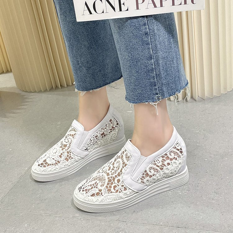Damen Slip-On Keil-Sneaker mit Spitzen-Obermaterial Drune