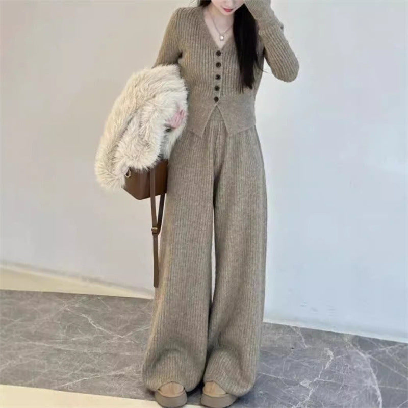 Damen Strickanzug mit Knopfdetails und lässigem Schnitt Drune
