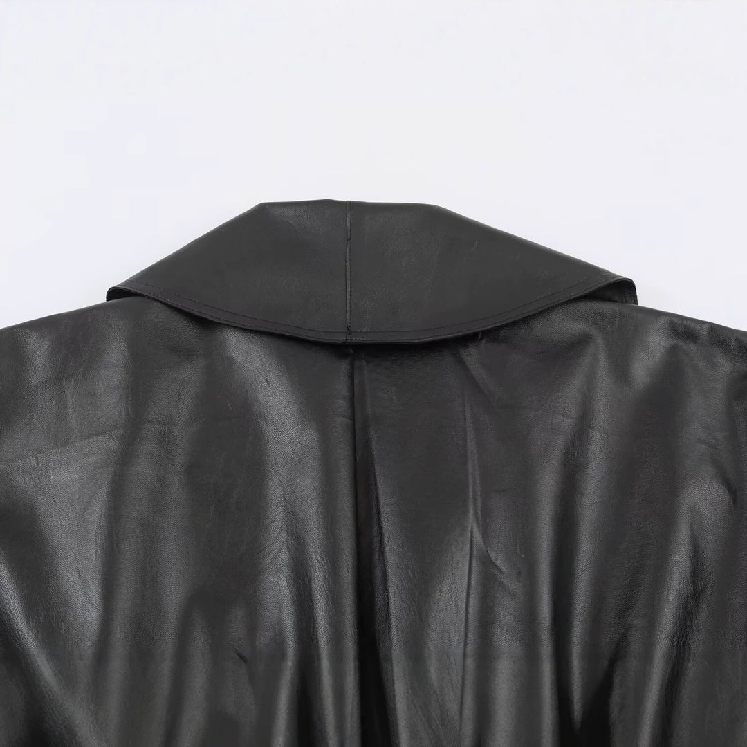Damen Kurzer Cropped Kunstleder‑Blouson mit übergroßem Schalkragen und seitlicher Schnallen‑Taillierung Drune