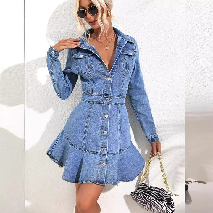Damen Jeanskleid im modernen Denim-Stil mit schwingendem Saum und taillierter Silhouette Drune