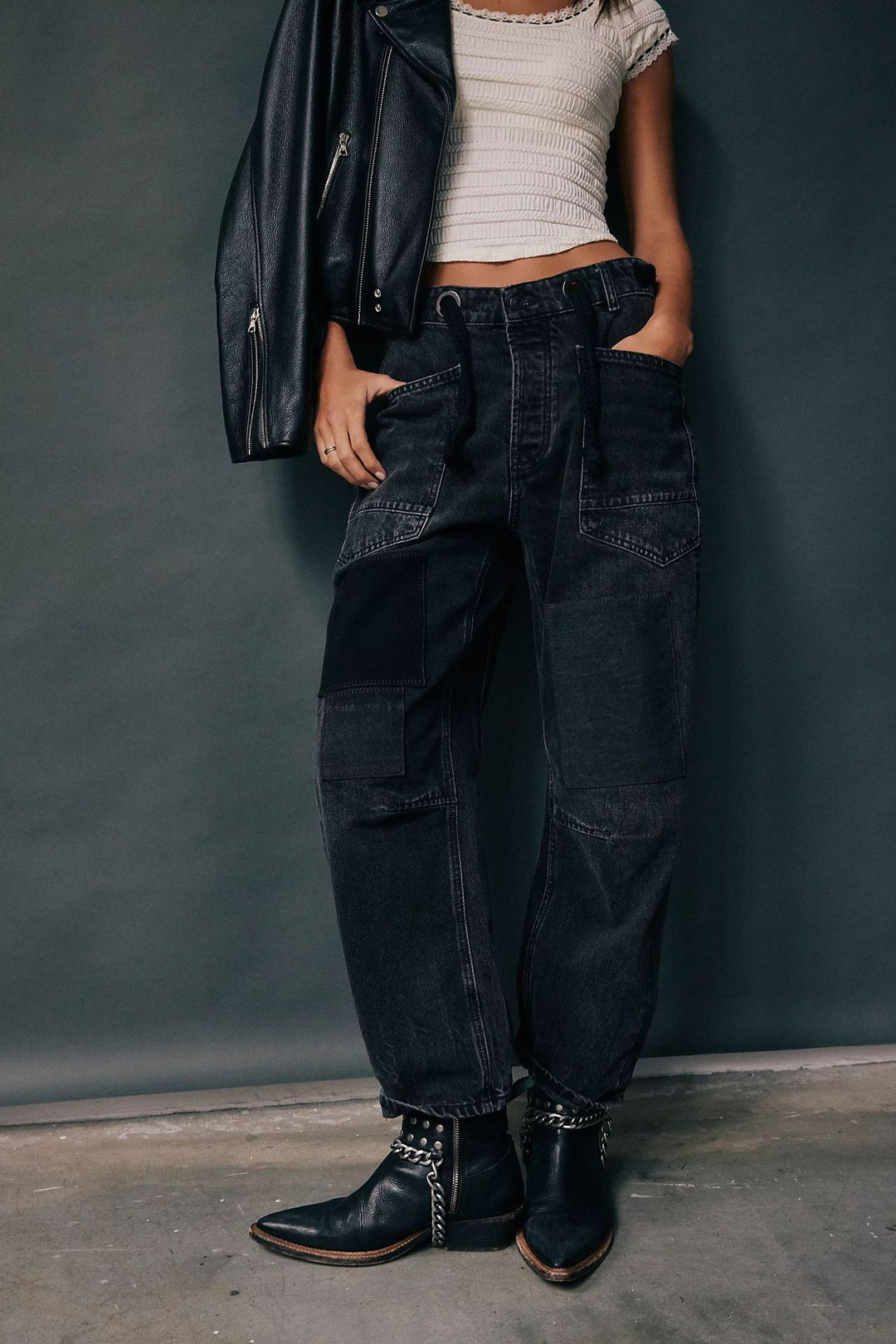 Damen nan hochgeschnittene Jeans im weiten Schnitt mit aufgesetzten Taschen und Kordelzug Drune