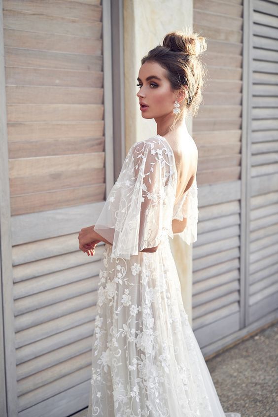 Damen Abendkleid mit floralen Stickereien und Spitzenärmeln Drune