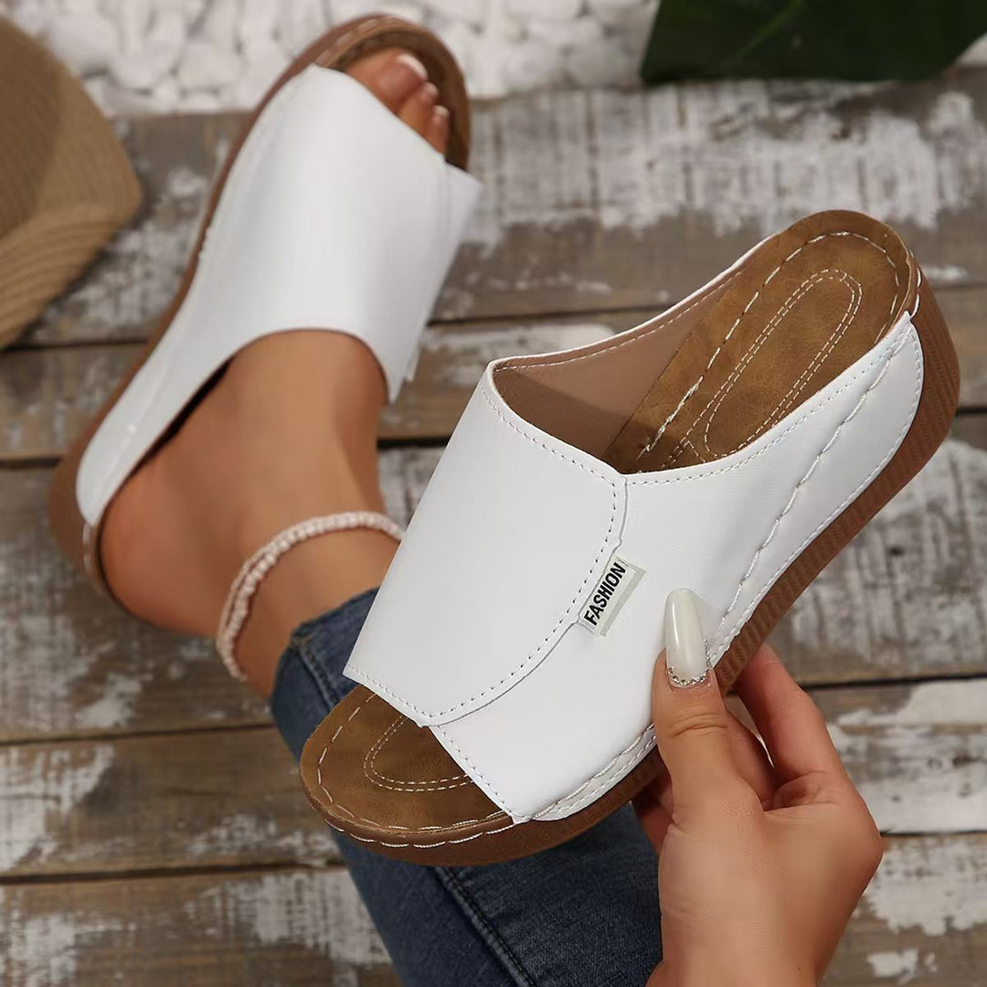 Damen bequeme Clogs mit ergonomischer Fußbett und modischem Riemendesign Drune