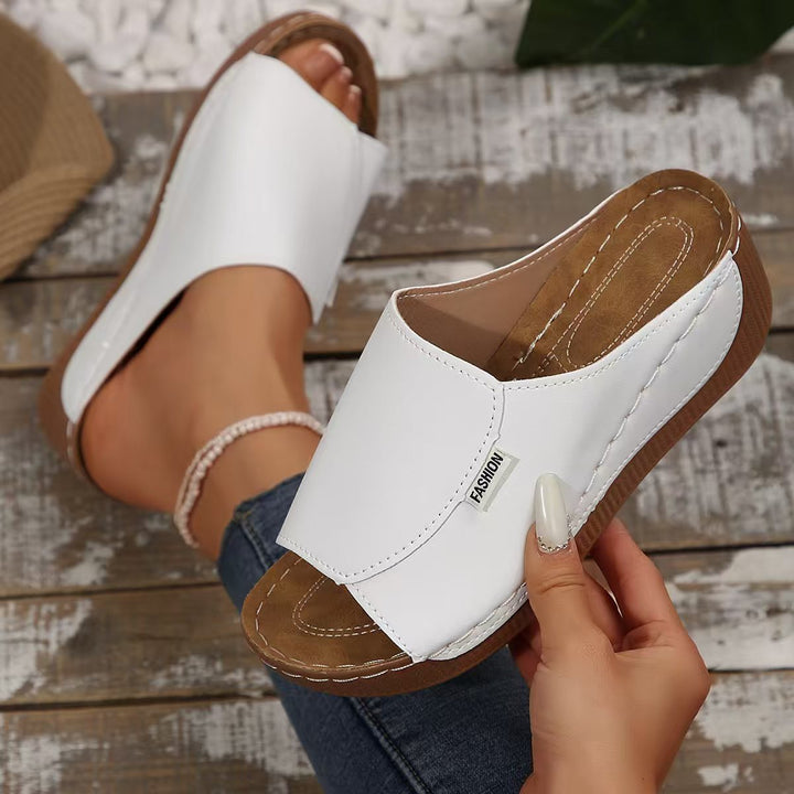 Damen bequeme Clogs mit ergonomischer Fußbett und modischem Riemendesign Drune