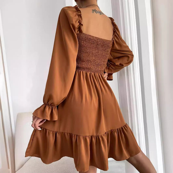 Damen eingearbeitetes Minikleid mit voluminösen Rüschenärmeln und Square-Neck Drune