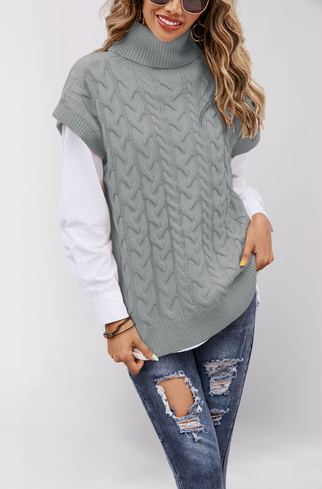 Damen gestricktes Kleidungsstück mit hohem Kragen und Kabelmuster Drune