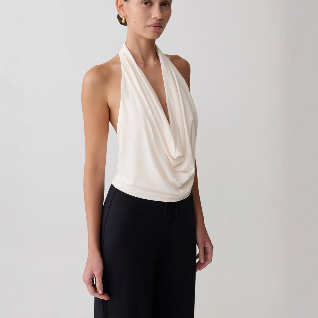 Damen Elegantes Halterneck-Top mit fließendem Stoff und tiefem Ausschnitt Drune