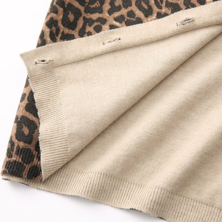 Damen Feinstrick-Cardigan mit Leoprint, Rundhals und durchgehender Knopfleiste Drune