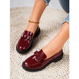Damen Lack‑Loafer mit profilierter Gummisohle, dekorativer Riemchenschleife und gepolstertem Komfortfußbett Drune