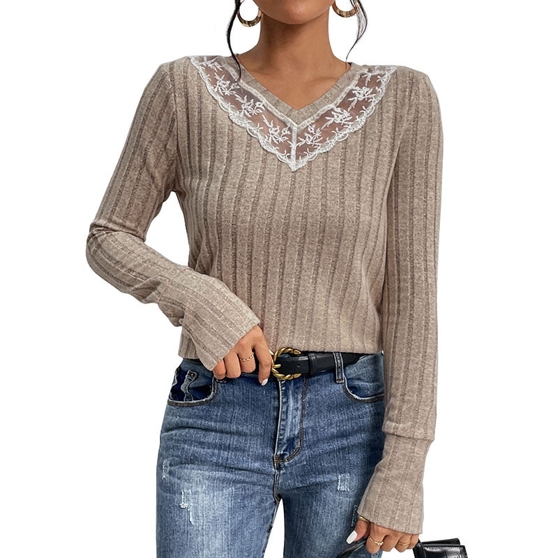 Damen Taillierter Rippstrick‑Pullover mit transparentem Spitzeneinsatz am V‑Ausschnitt Drune